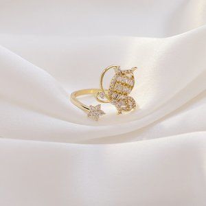 Trendy Zircon Ladies Rings